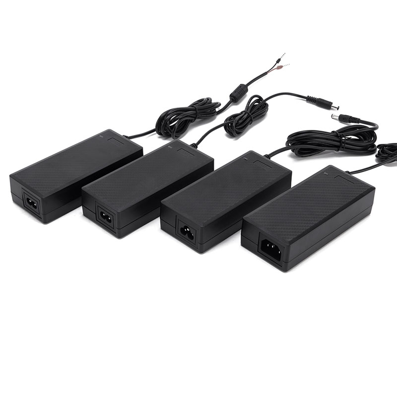 120W asztali adapter