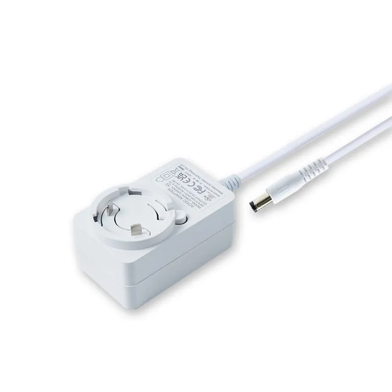 12V 2A cserélhető dugós tápadapter
