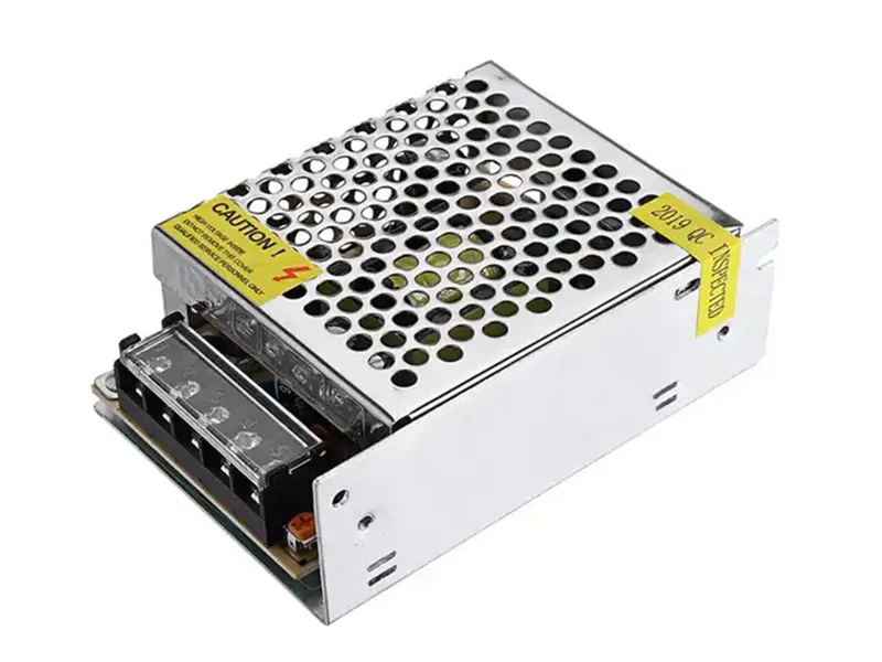 STARWELL 60W-os alumínium kapcsolóüzemű tápegység