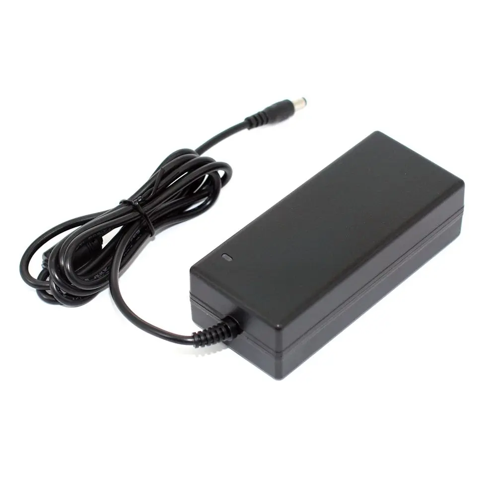 24V 3A AC DC asztali hálózati adapter