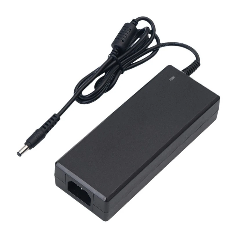 96W 12V 8A asztali hálózati adapter