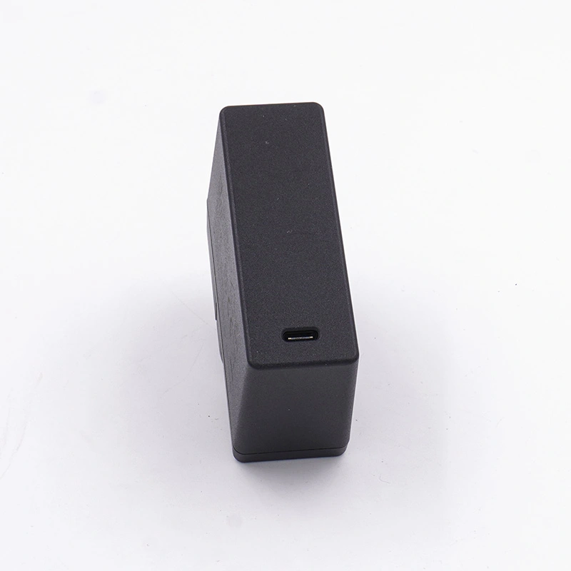 9V 3A cserélhető dugós tápadapter USB C kimenettel