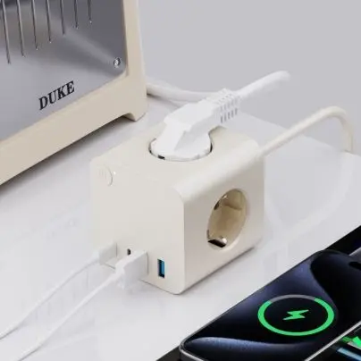 EU elosztó 25 W-os PD USB 3 AC kimenettel